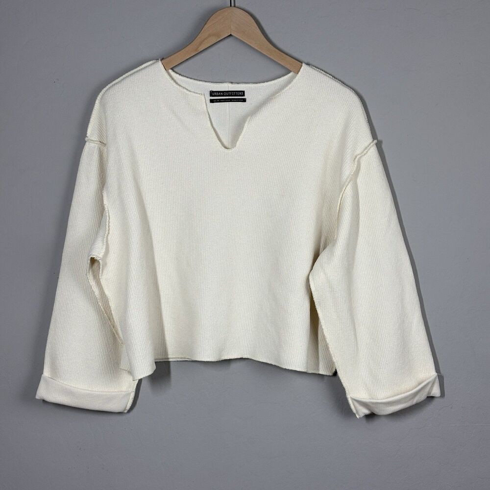 Urban Outfitters Cropped Sweater XS Ivory VNeck Oversized Athleisure Lounge